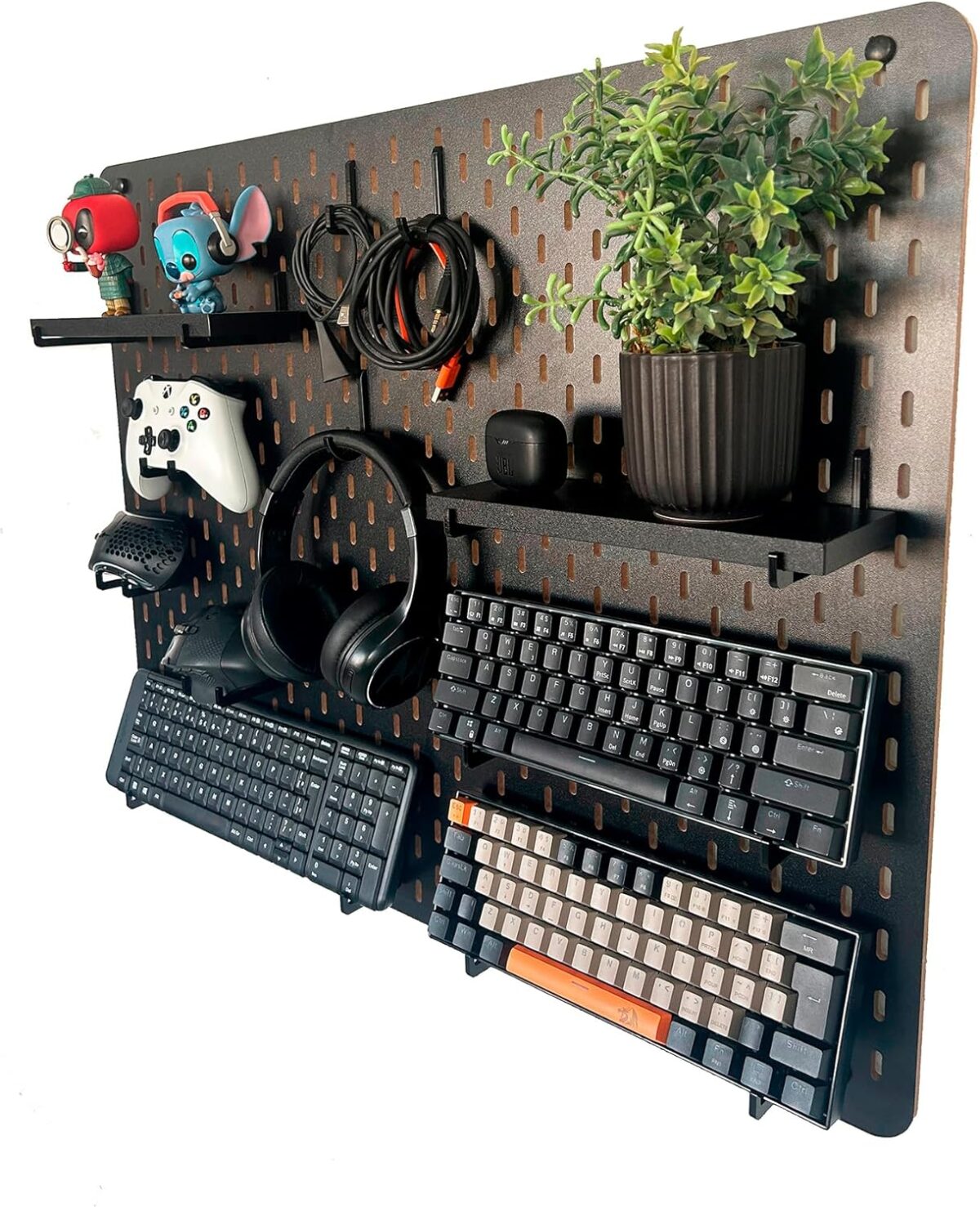 Peg Board home office setup gamer organizar perifericos
